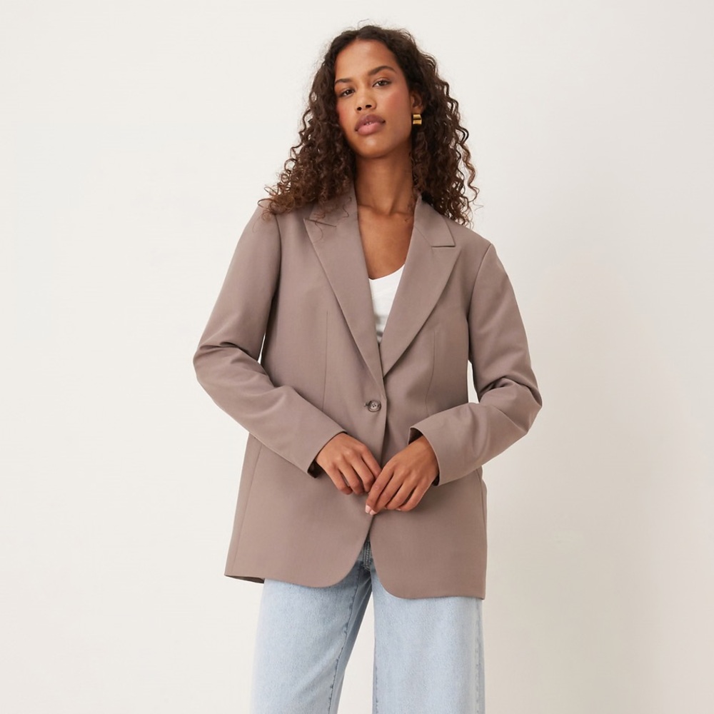 NWT- Vince Taupe 2 Button Classic Blazer - Picture 2 of 8
